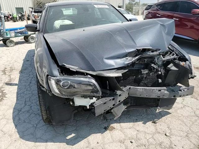 2019 Chrysler 300 S - zdjęcie 14