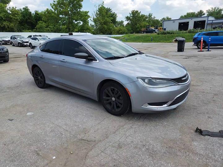 2015 Chrysler 200 Limited - zdjęcie 13