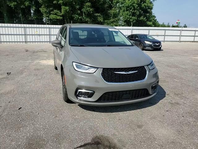 2022 Chrysler Pacifica Hybrid Touring L - zdjęcie 14