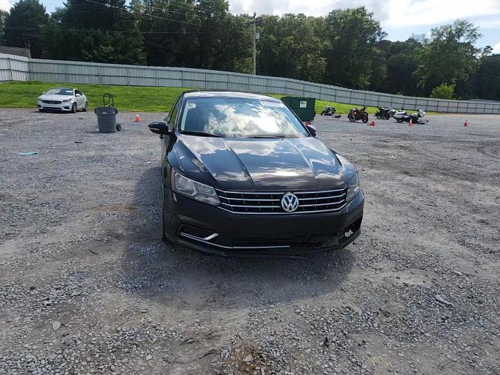 2019 Volkswagen Passat Wolfsburg - zdjęcie 13