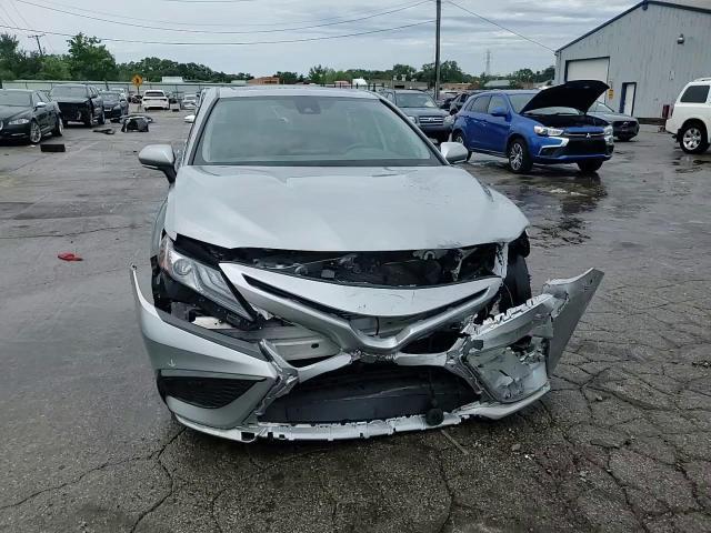 2024 Toyota Camry Xse - zdjęcie 13