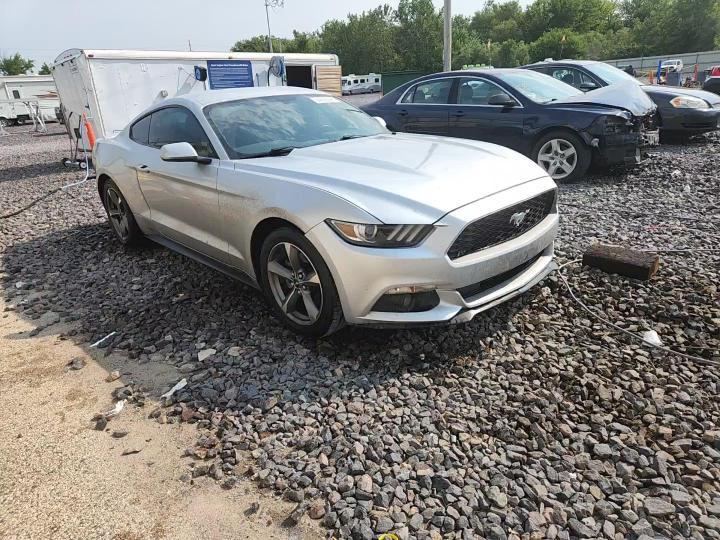 2015 Ford Mustang - zdjęcie 13