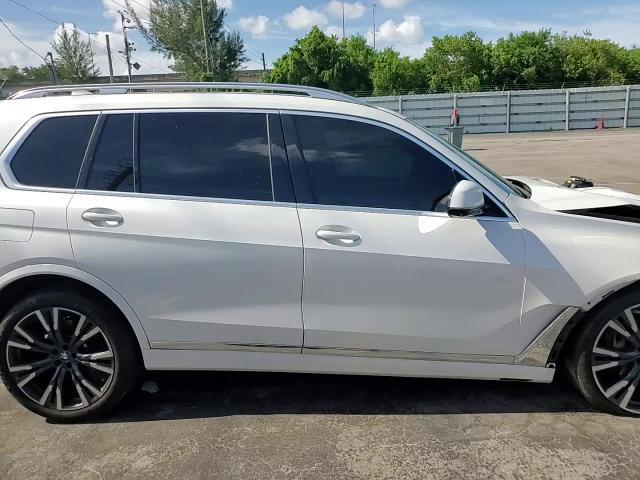 2022 BMW X7 xDrive40I - zdjęcie 14