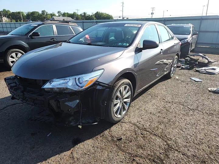 2017 Toyota Camry Xle - zdjęcie 14