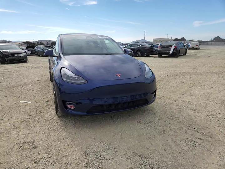 2024 Tesla Model Y - zdjęcie 15