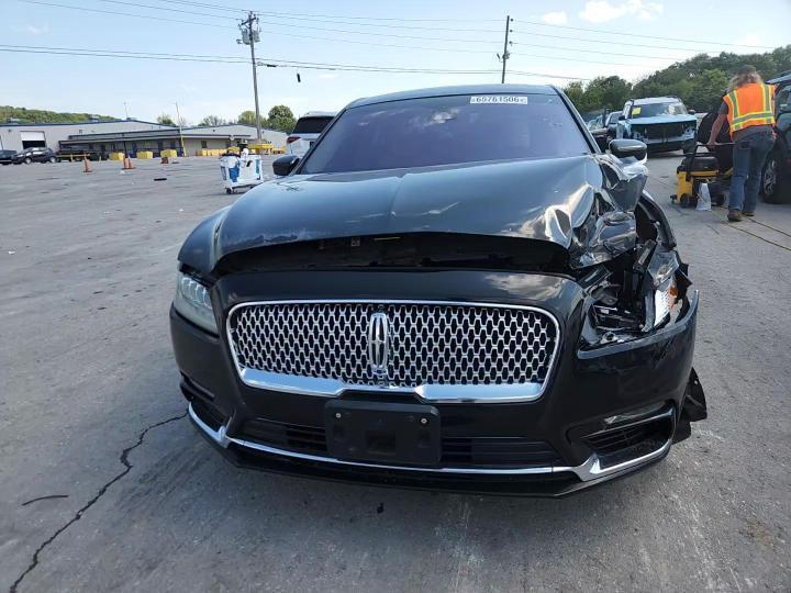 2018 Lincoln Continental Black Label - zdjęcie 13