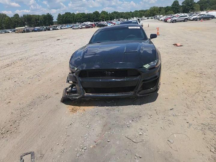 2018 Ford Mustang - zdjęcie 13