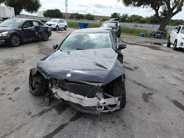 2016 Mercedes-Benz C 300 - zdjęcie 13