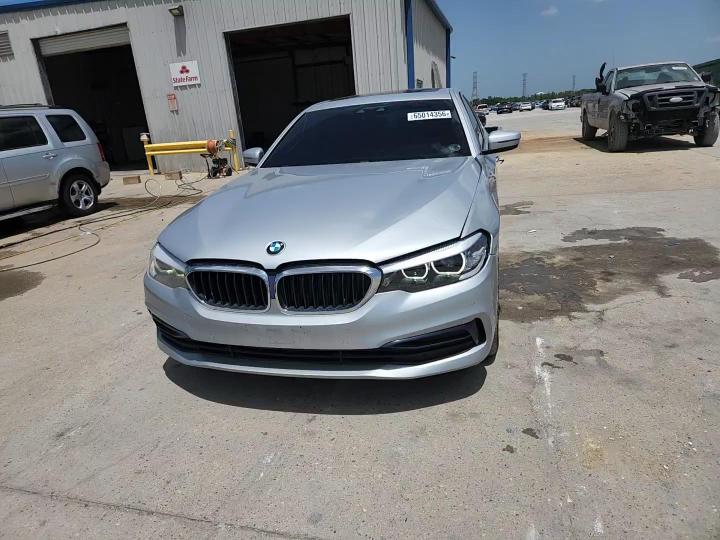2019 BMW 530 I - zdjęcie 13