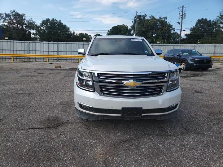 2019 Chevrolet Suburban C1500 Premier - zdjęcie 14