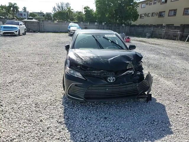 2022 Toyota Camry Le - zdjęcie 25