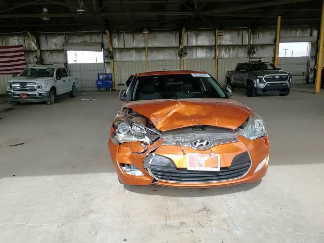 2013 Hyundai Veloster Base - zdjęcie 14