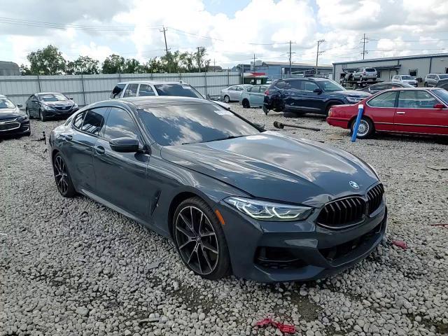 2022 BMW Seria 8 M850i - zdjęcie 13
