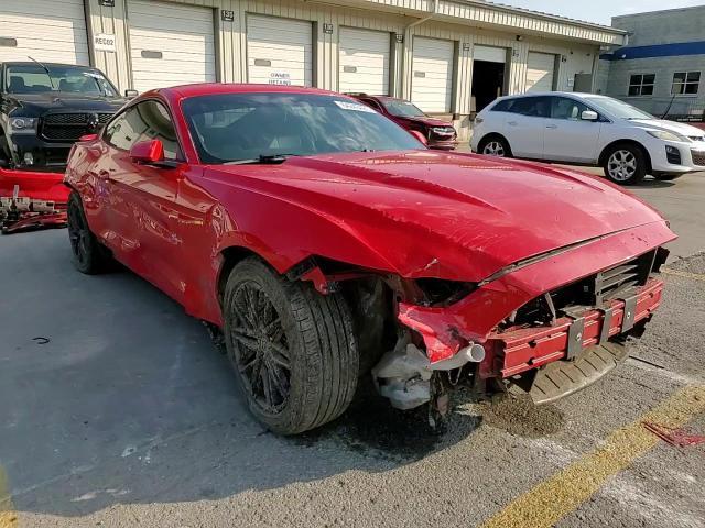 2017 Ford Mustang - zdjęcie 14