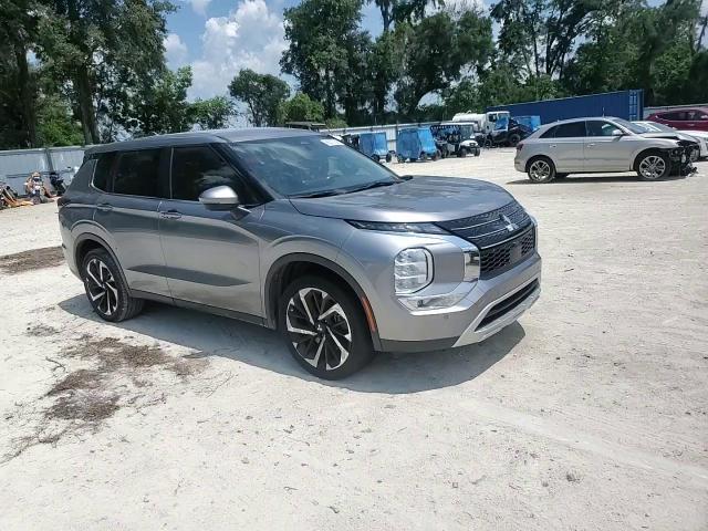 2022 Mitsubishi Outlander Se - zdjęcie 14