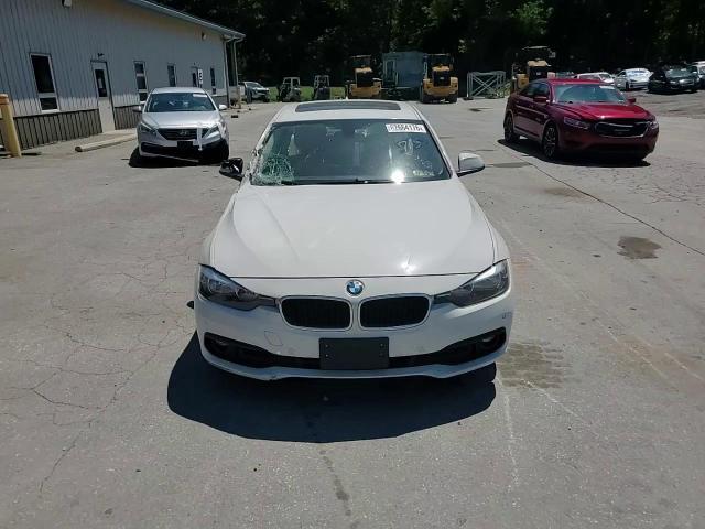 2017 BMW Seria 3 320i - zdjęcie 13