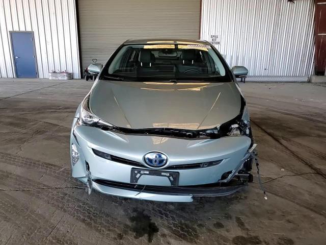 2017 Toyota Prius Four Touring - zdjęcie 14