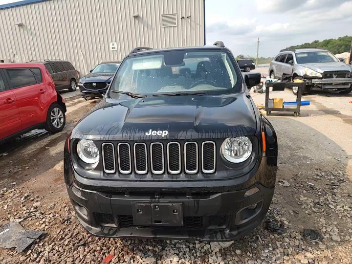 2018 Jeep Renegade Latitude - zdjęcie 14