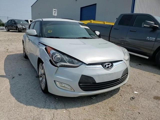 2015 Hyundai Veloster Re:flex - zdjęcie 13