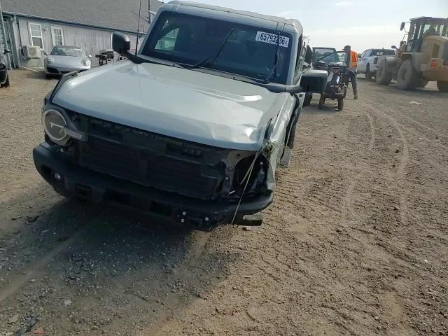 2024 Ford Bronco Black Diamond - zdjęcie 15