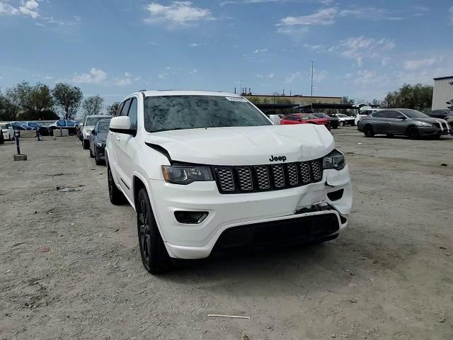 2019 Jeep Grand Cherokee Laredo - zdjęcie 14