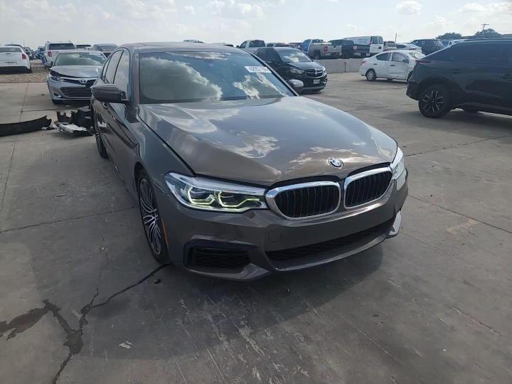 2020 BMW Seria 5 540i - zdjęcie 14