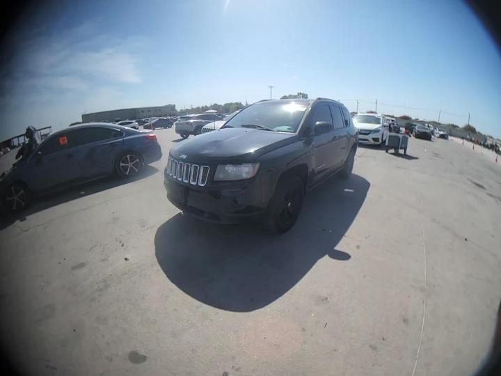 2014 Jeep Compass Latitude - zdjęcie 14