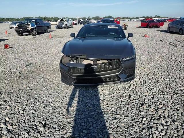 2024 Ford Mustang - zdjęcie 13