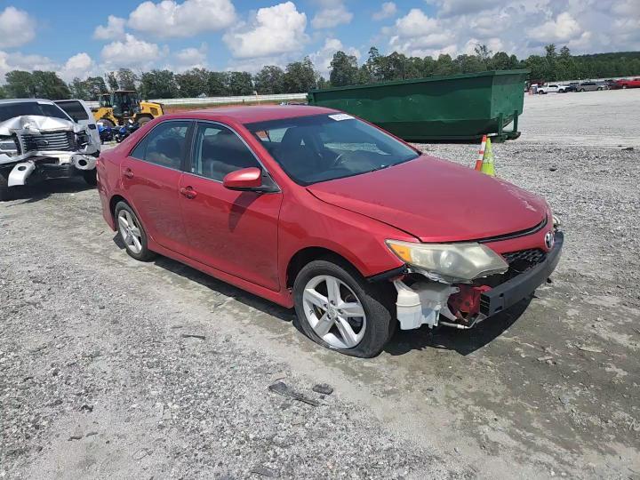 2013 Toyota Camry Se - zdjęcie 13
