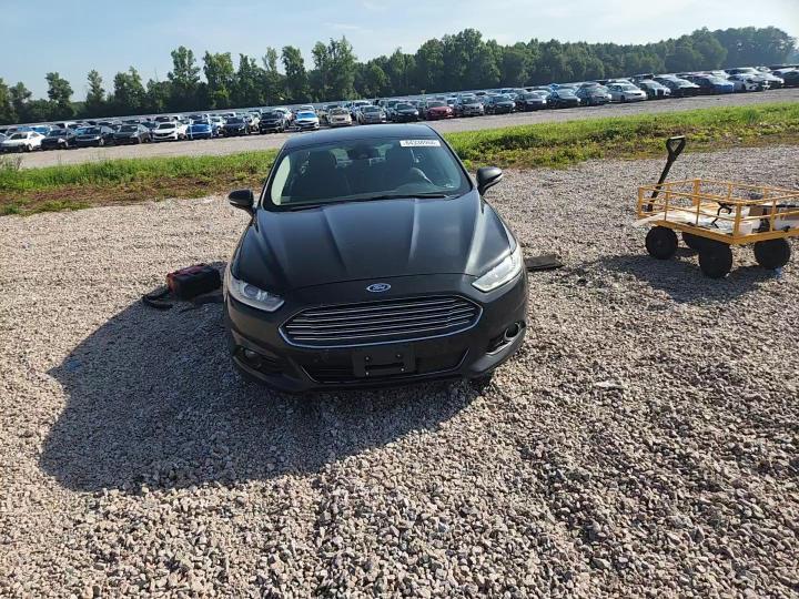 2014 Ford Fusion Titanium Hev - zdjęcie 13
