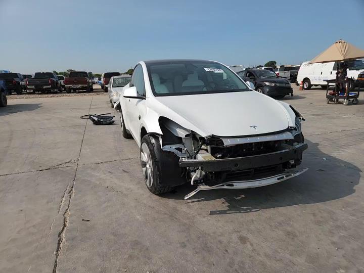 2023 Tesla Model Y - zdjęcie 14