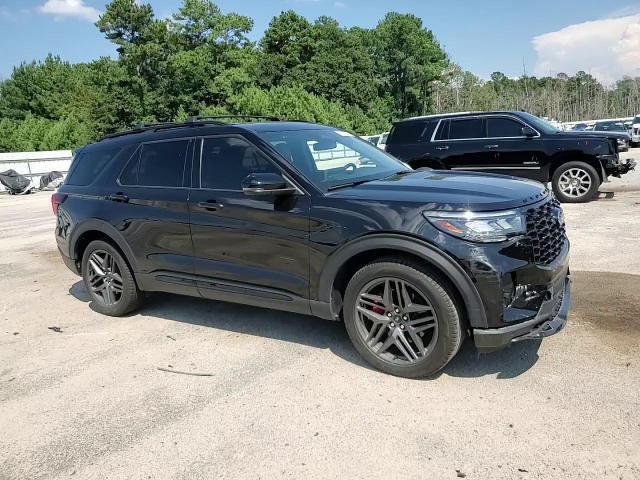 2025 Ford Explorer St - zdjęcie 14