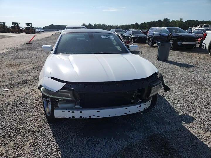 2016 Dodge Charger R - zdjęcie 13