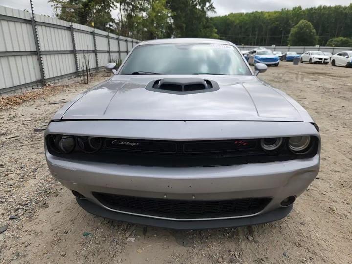 2015 Dodge Challenger Sxt Plus - zdjęcie 13