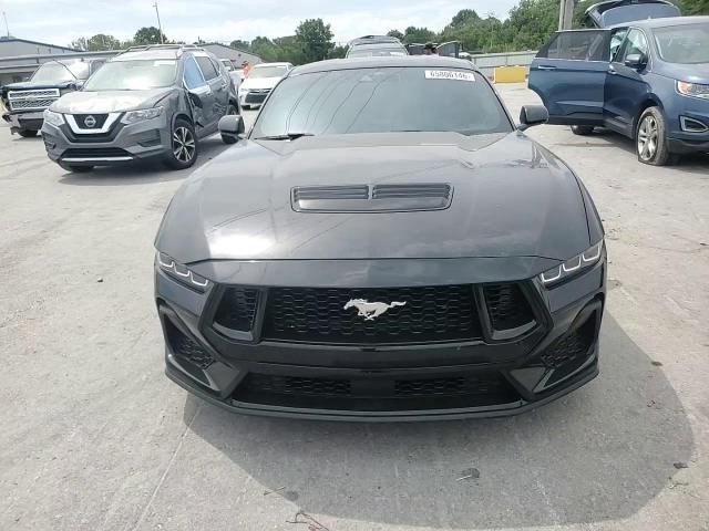 2024 Ford Mustang Gt - zdjęcie 13