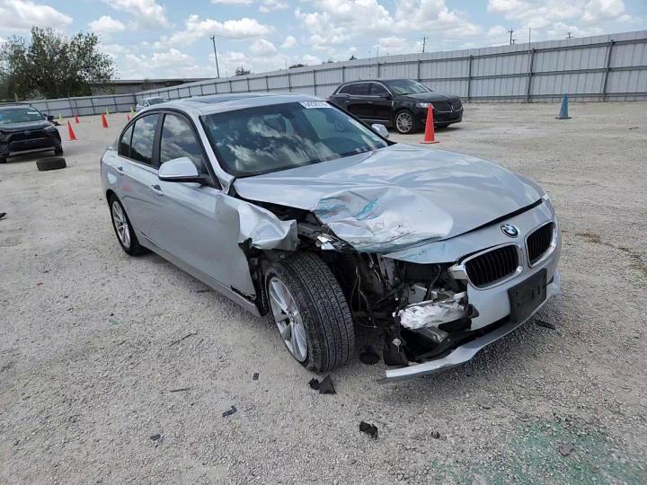 2016 BMW 320 I - zdjęcie 14