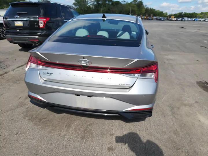 2022 Hyundai Elantra Limited - zdjęcie 13
