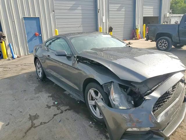 2015 Ford Mustang - zdjęcie 13
