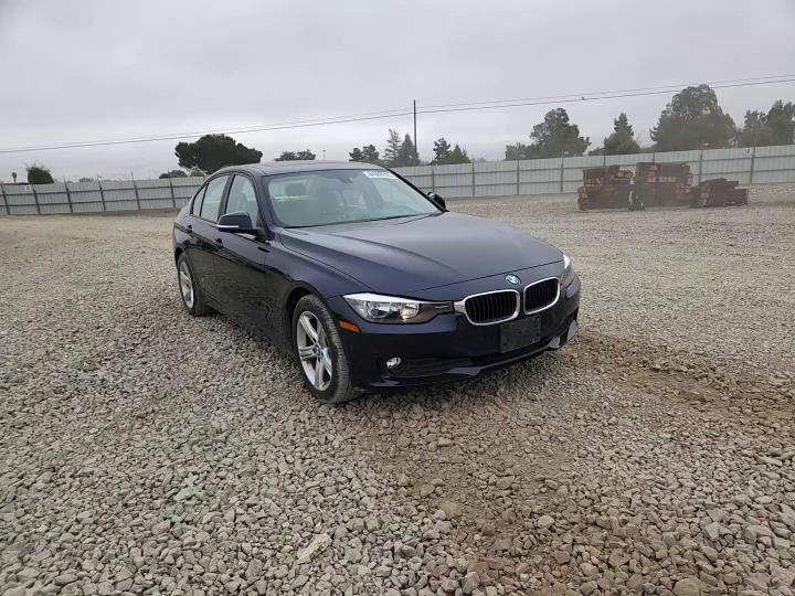 2014 BMW 320 I - zdjęcie 13