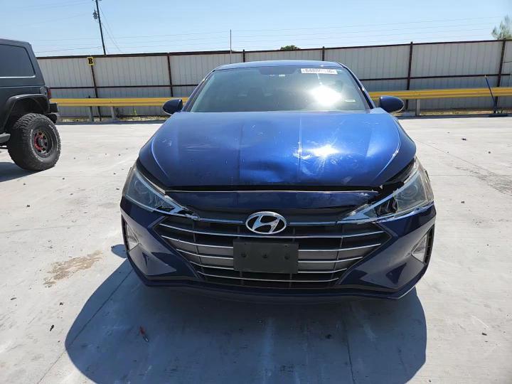 2019 Hyundai Elantra Se - zdjęcie 13