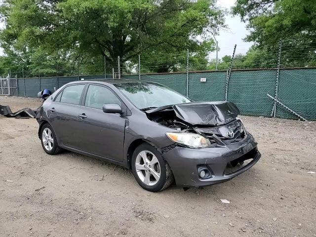2013 Toyota Corolla Le - zdjęcie 13
