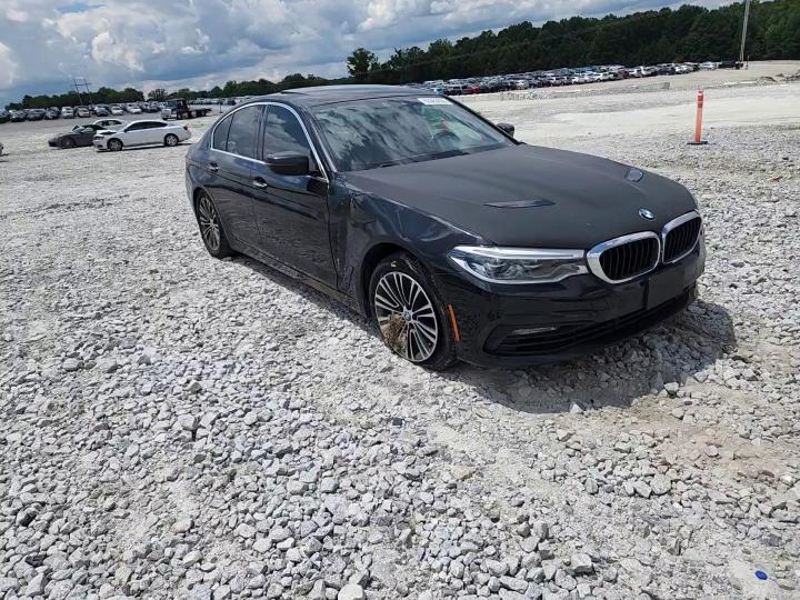 2017 BMW Seria 5 540i - zdjęcie 13