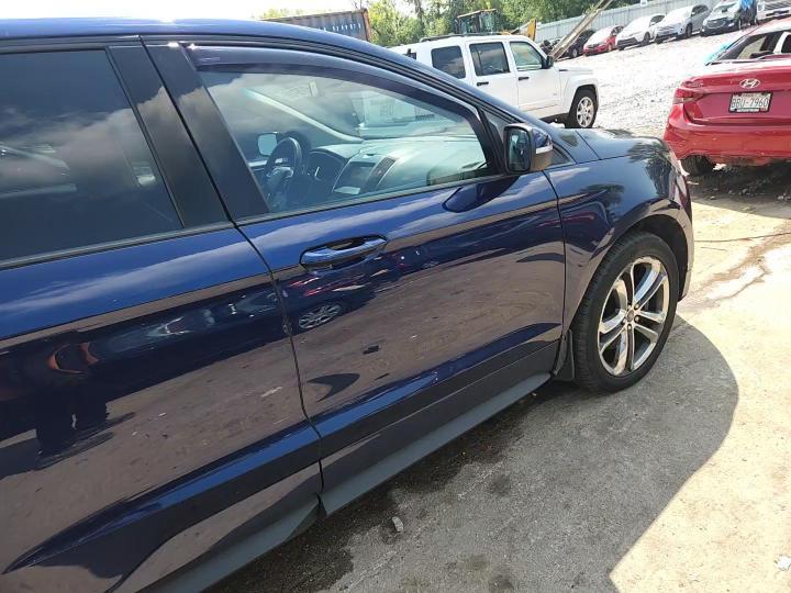 2016 Ford Edge Sport - zdjęcie 13