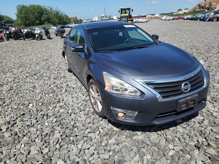 2013 Nissan Altima 2.5 - zdjęcie 13