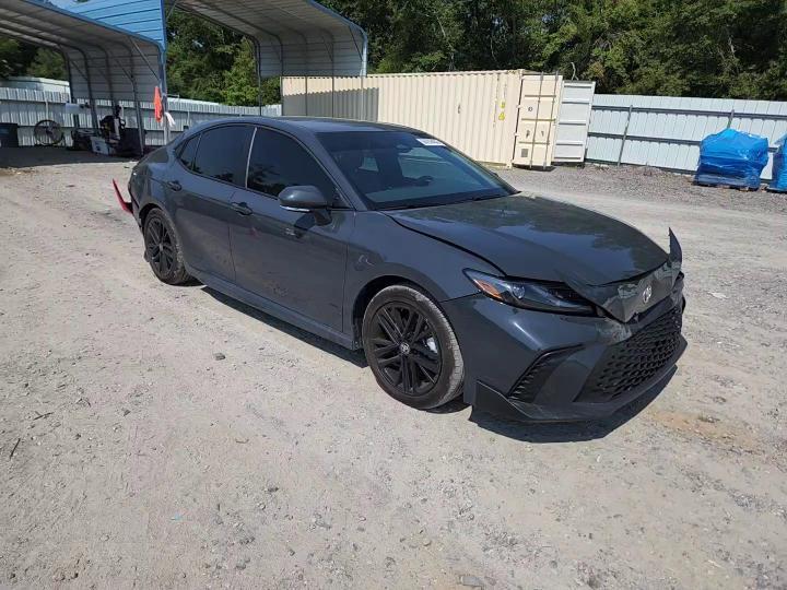 2026 Toyota Camry Se - zdjęcie 13