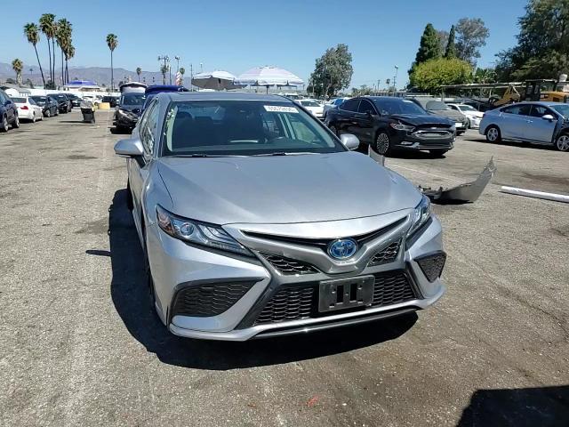 2024 Toyota Camry Xse - zdjęcie 13