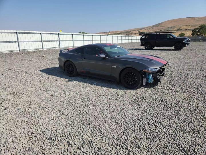 2019 Ford Mustang Gt - zdjęcie 13