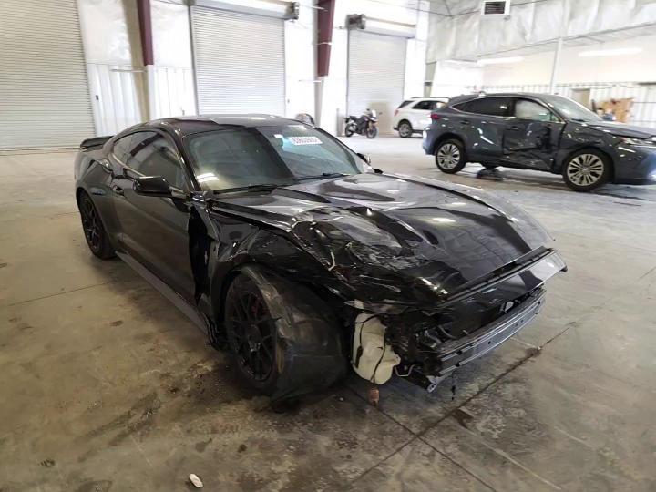 2015 Ford Mustang - zdjęcie 13