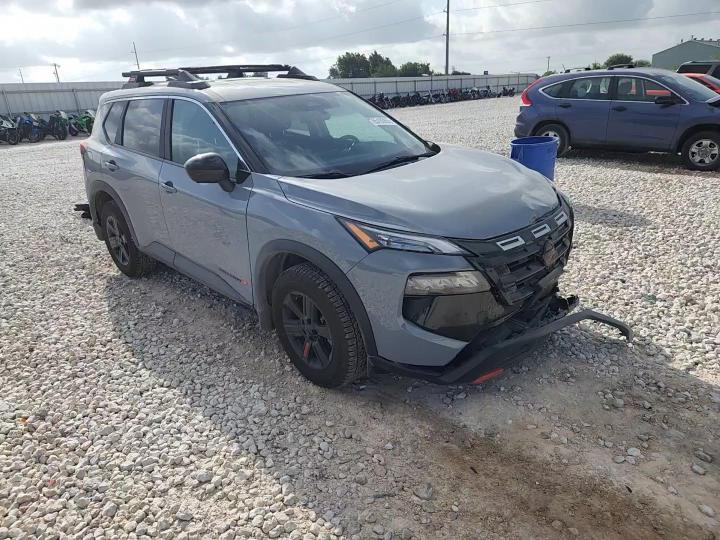 2026 Nissan Rogue Rock Creek - zdjęcie 13