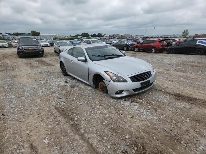 2014 Infiniti Q60 Coupe Base - zdjęcie 13